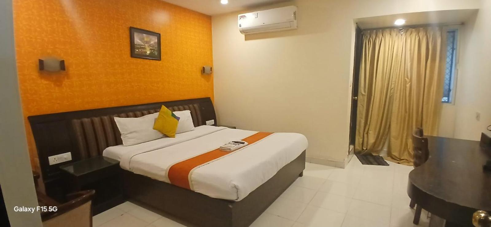 Grand Plaza Hotel - Nampally - Hyderabad Railway Station - Fish Prasadam 2025 - Free Breakfast - Deccan Railway Station - Lakdikapul Хайдарабад Экстерьер фото